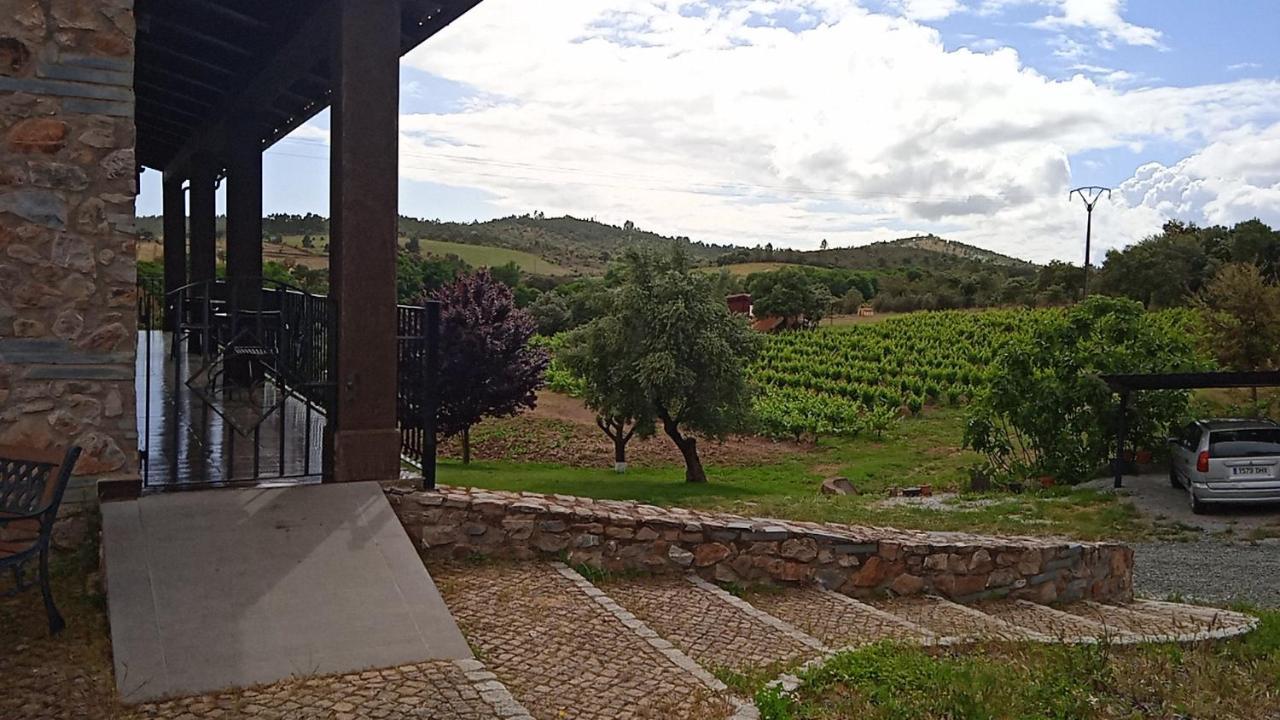Villa Casa Rural Camino Del Alentejo La Codosera Exterior foto